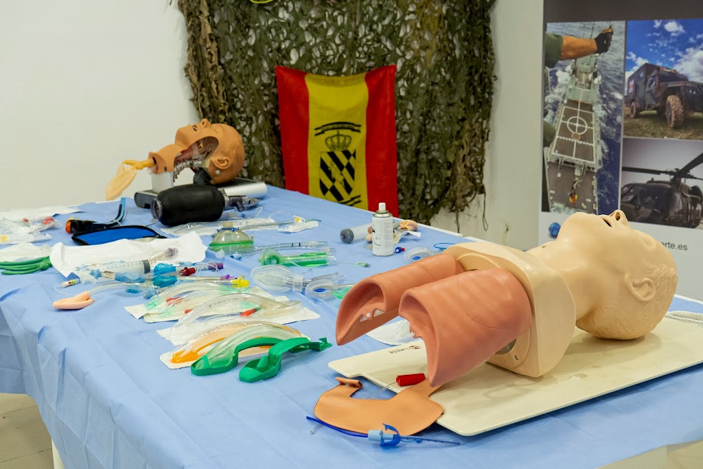 ACADEMIA J.L REVERTE