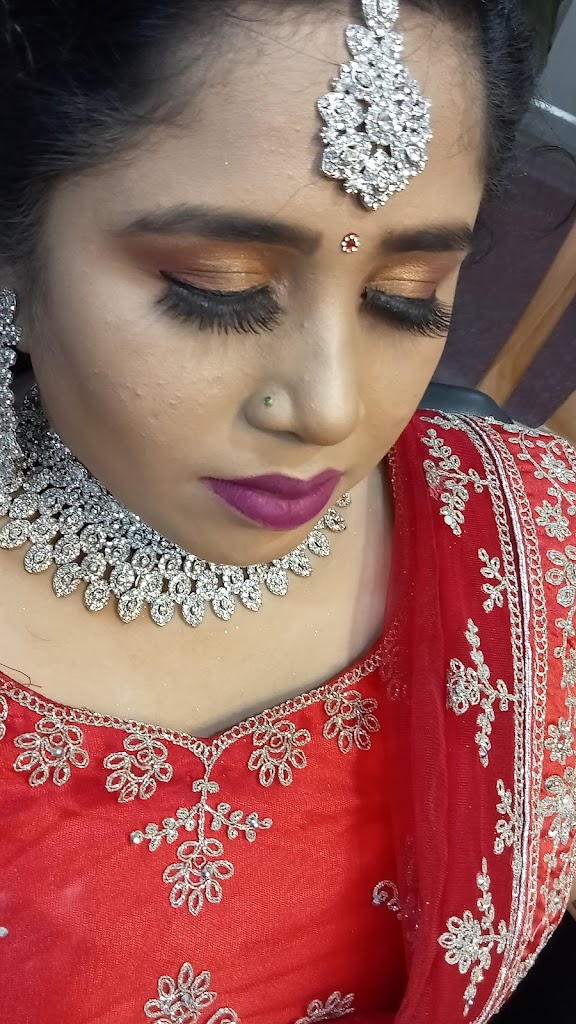 Meena S Beauty Care Bridal Studio A C Ladies Beauty Parlour Near Arumbakkam Beautician Course Facial Bridal Makeup