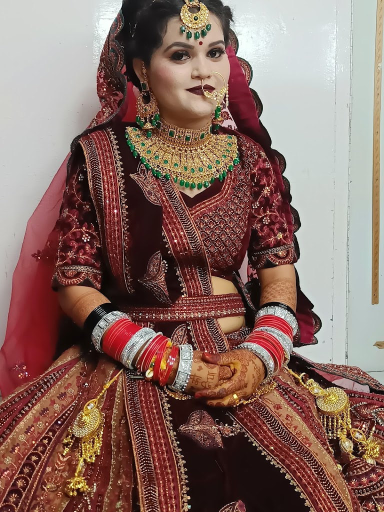 Monalisa Beauty Parlor