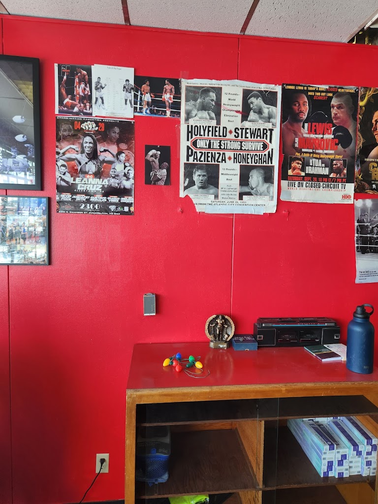  Show Stoppers Boxing Gym