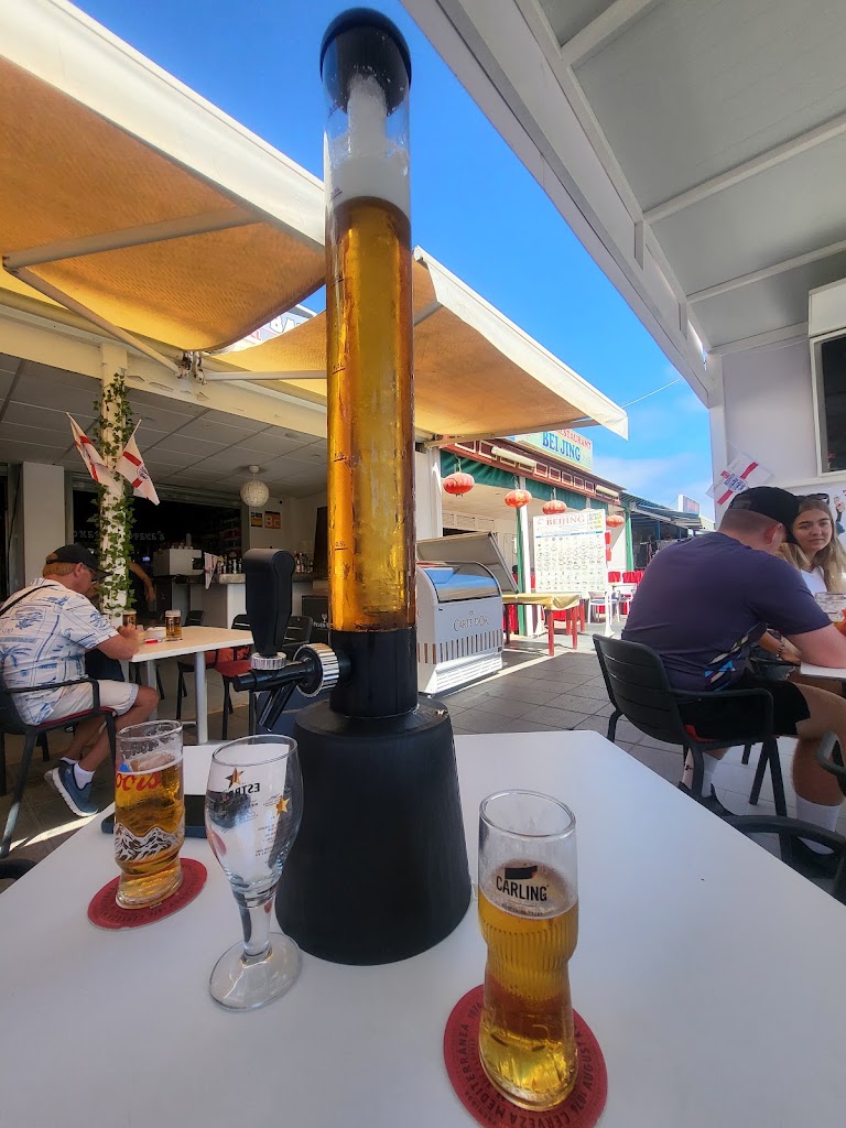 Popeye's Sports Bar — Pub