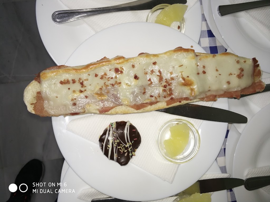 Cafeteria Residencia La Casa Grande — Comida y bebida