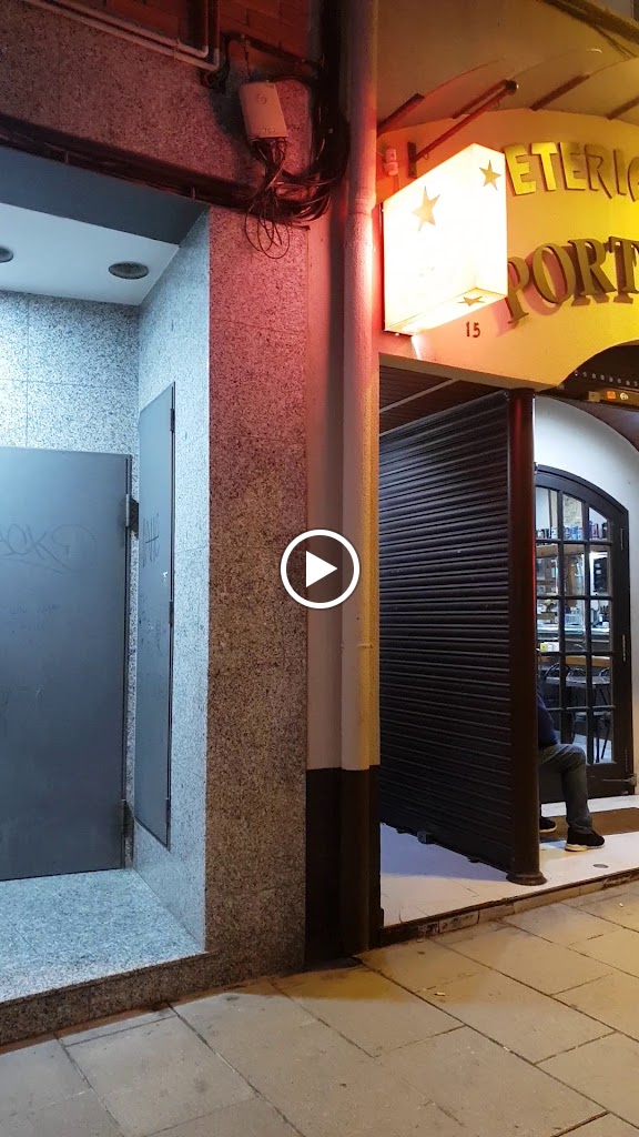 Cafeteria Cerveceria Portobello — Videos