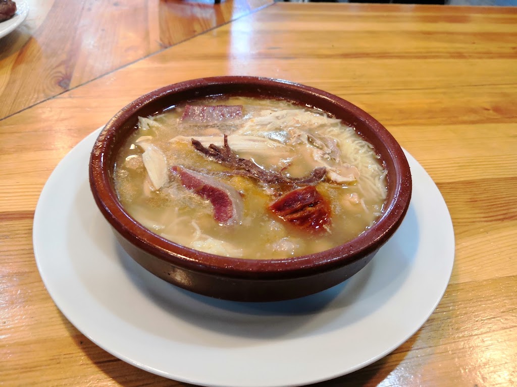 Bar restaurante Hidalgo 2 — Comida y bebida