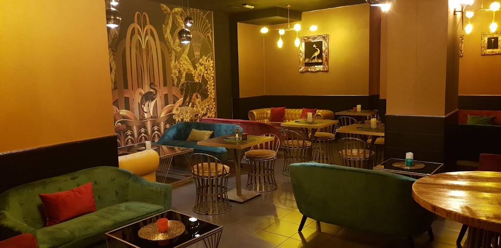 Cerveceria Restaurante LO NUESTRO — Ambiente