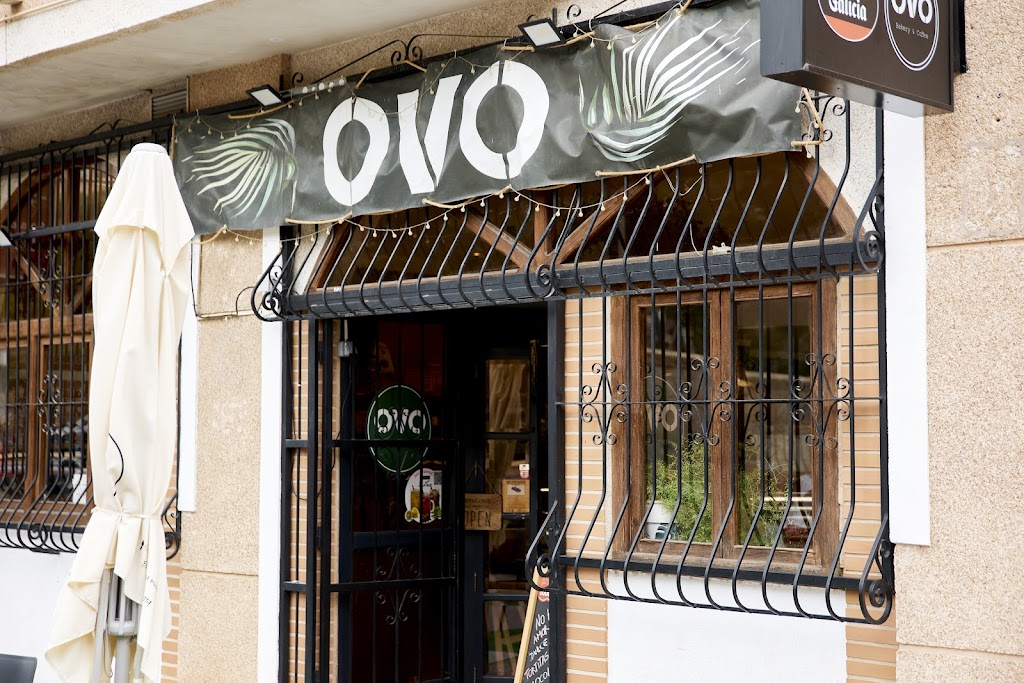 Cafeteria OVO Bakery and Coffee
