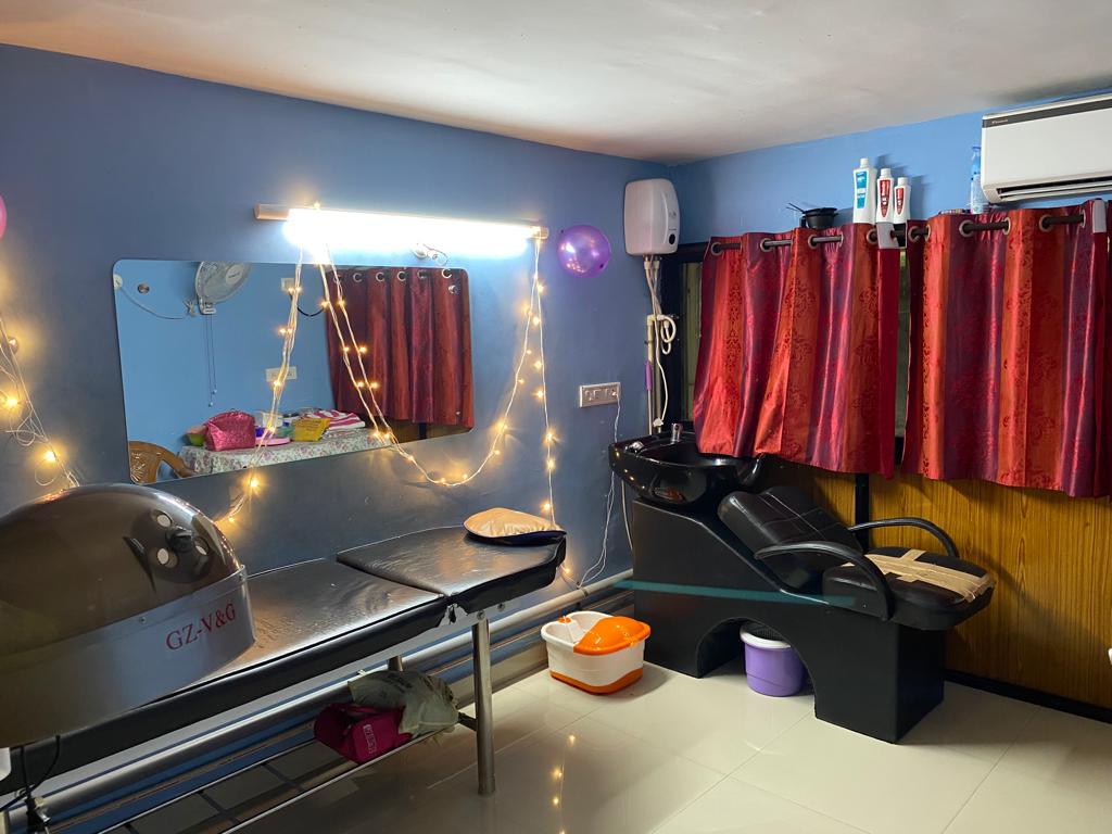 Vina S Saloon Spa By Suvarna