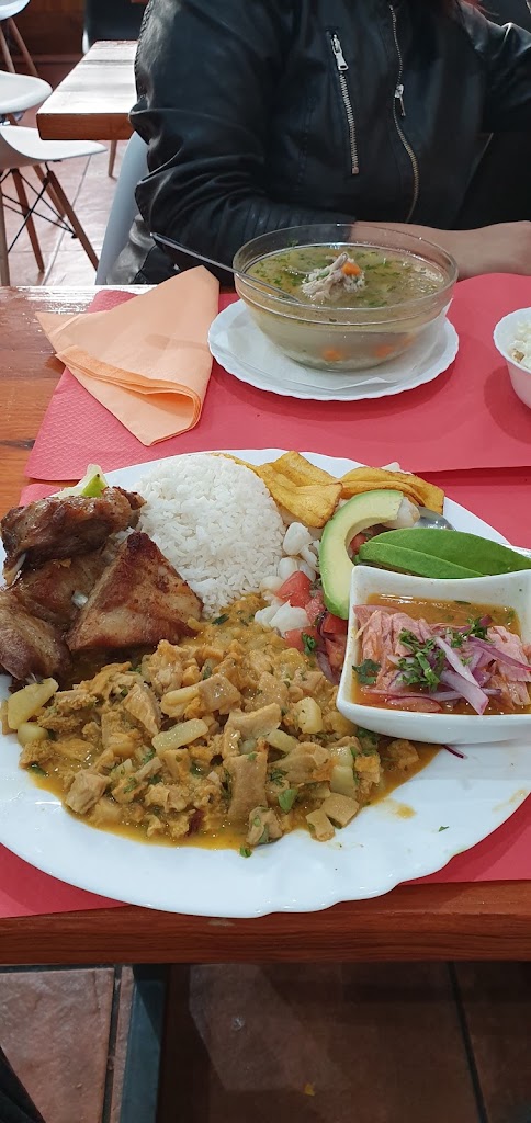 Bar Mezquita — Comida y bebida