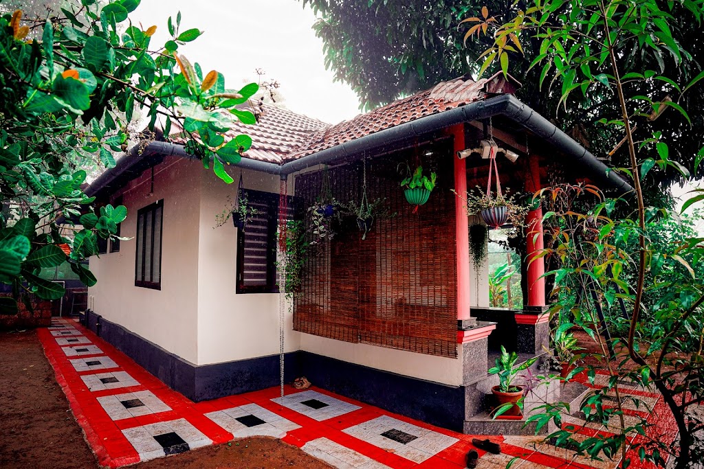 Aaroodam Resort