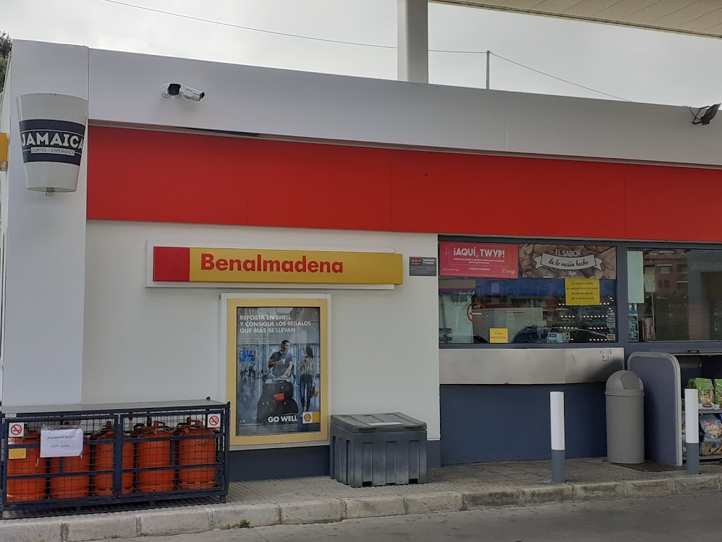 SHELL BENALMADENA — Exterior