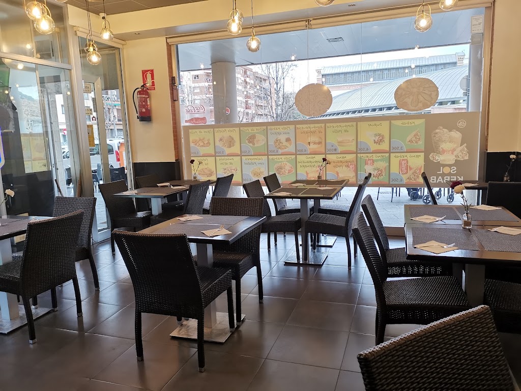 Kebab Reus | Sol Kebab | Hamburgueseria — Ambiente