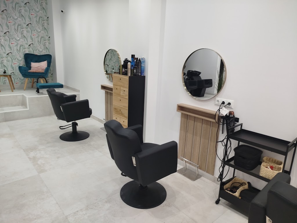 Centro de Belleza Esencia Peluqueria y Estetica avanzada Unisex — Interior