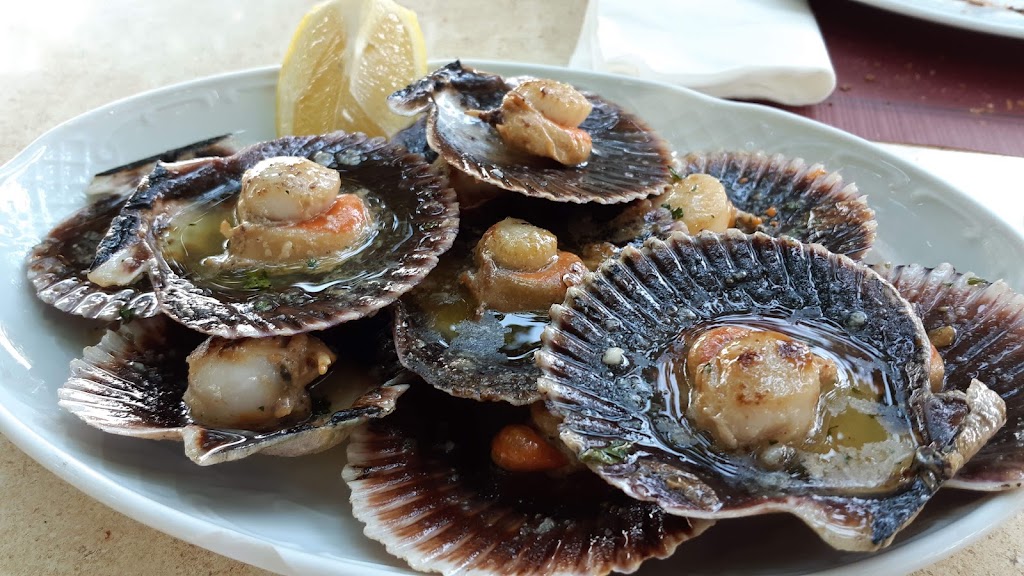 A Finca Do Parrulo — Comida y bebida