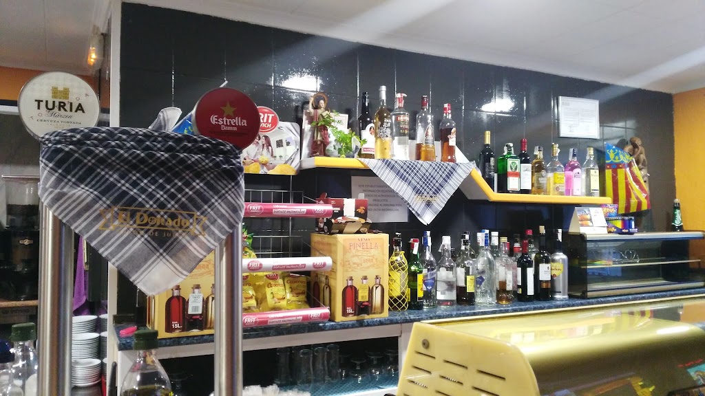 Bar-Cafe Canadas — Bebida alcoholica