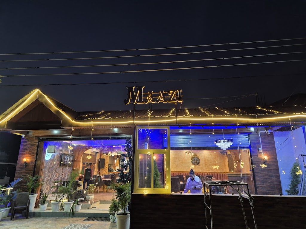 Maazi Cafe Restaurant Dharamshala