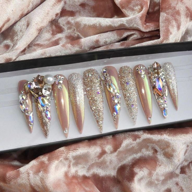 Mahiyaas The Nail Bar