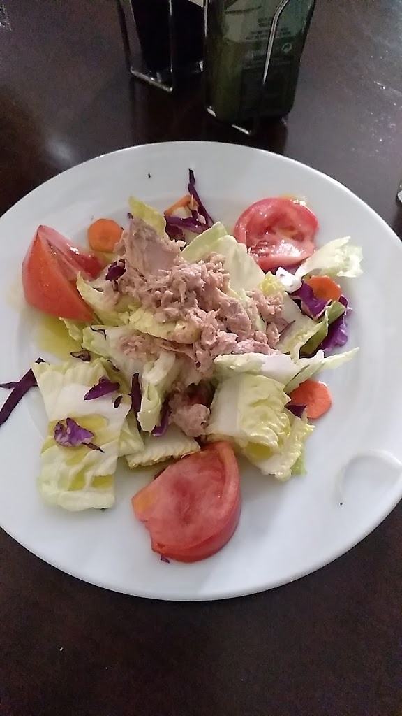 Taberna El Peque — Comida y bebida