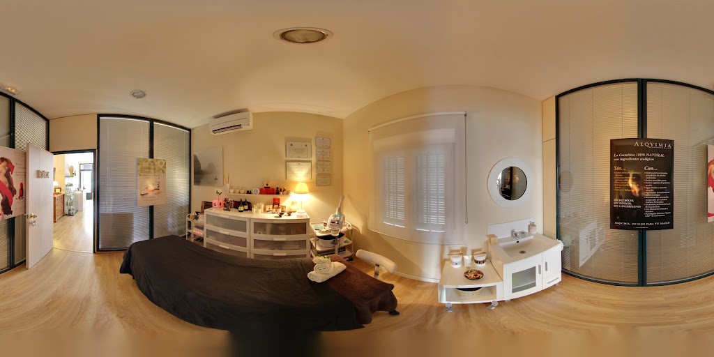L'Antique — Interior