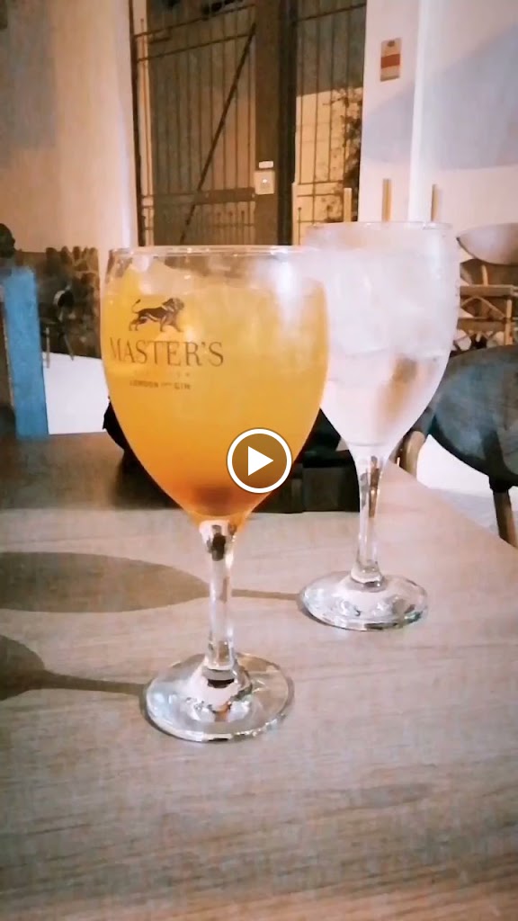 Vintage Conil Bar — Videos