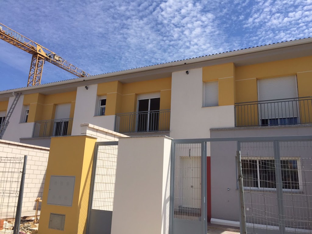 Canalones Extremadura - MBG Fontaneria — Exterior
