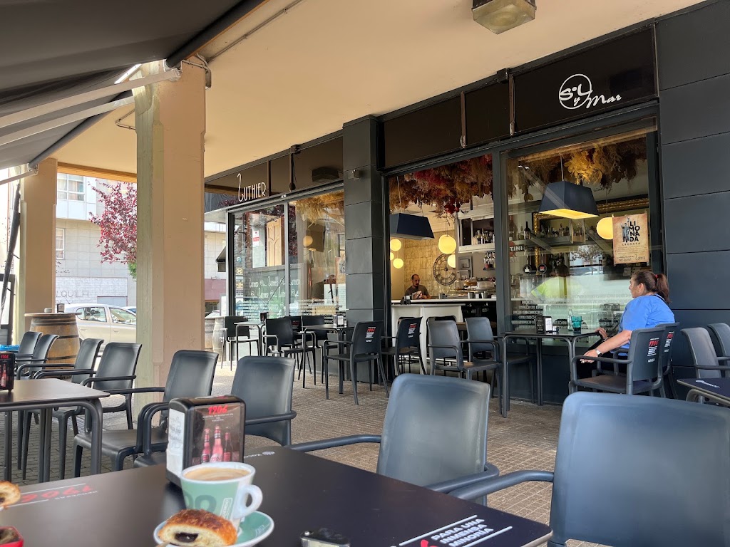 Luthier Restaurante — Ambiente