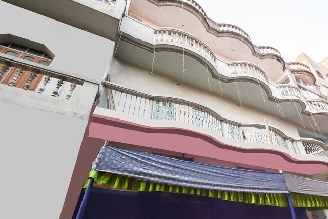 Oyo Hotel 65035 Maa Laxmi Lodge