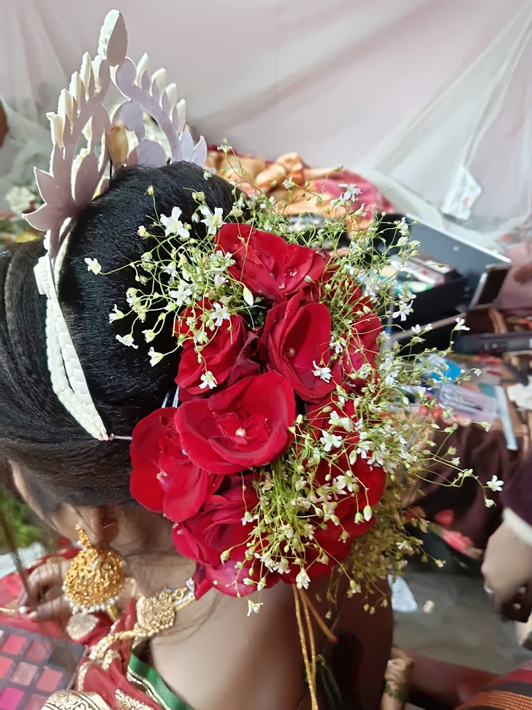 Komal S Beauty Salon