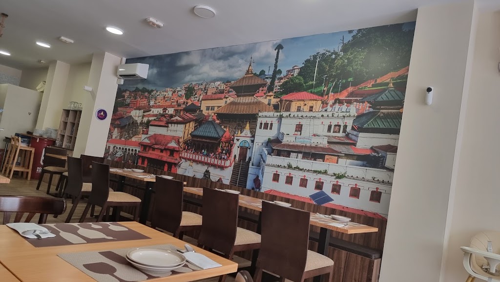 Nanglo Indian Nepalese restaurant — Ambiente
