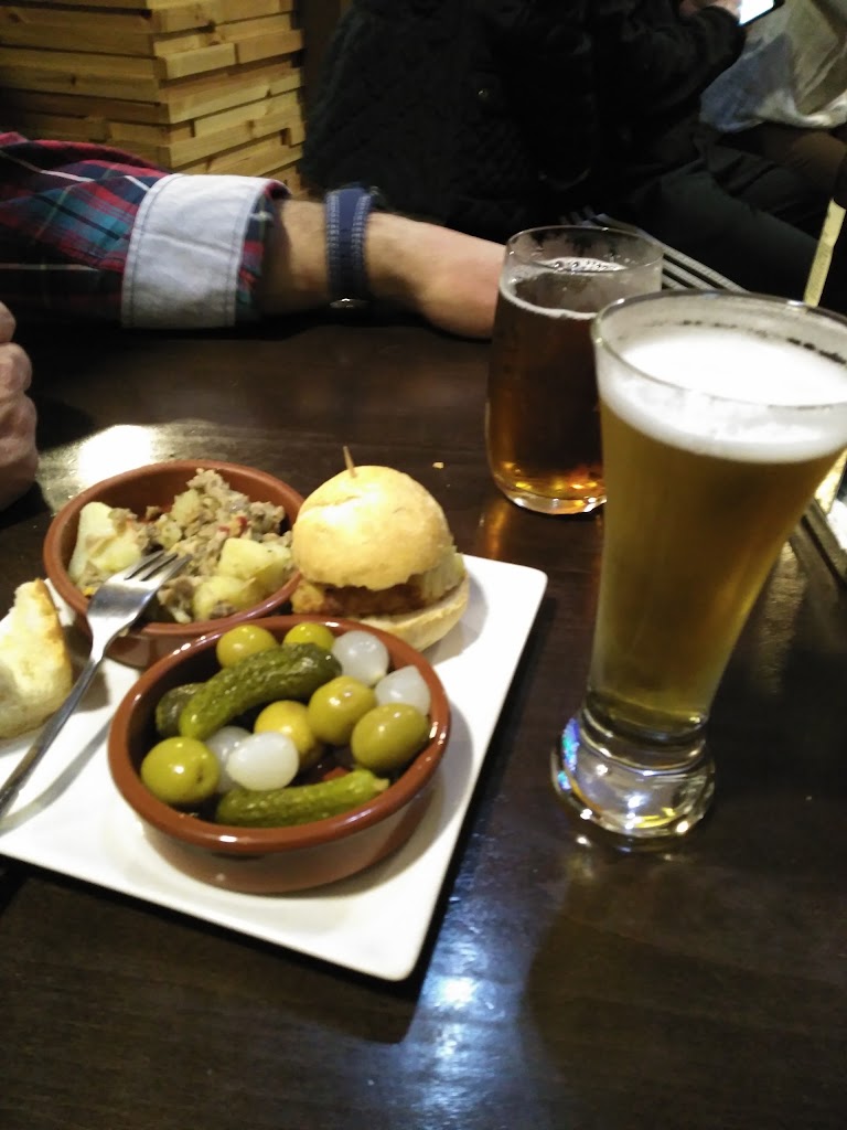 DyD Cafe-Bar — Comida y bebida