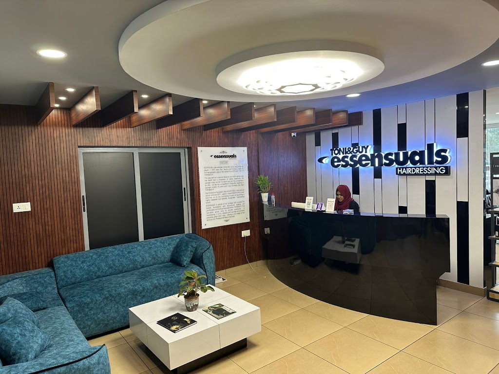 Toni Guy Essensuals Aluva Hair Colouring In Aluva Luxury Unisex Salon Aluva Botox Keratin In Aluva