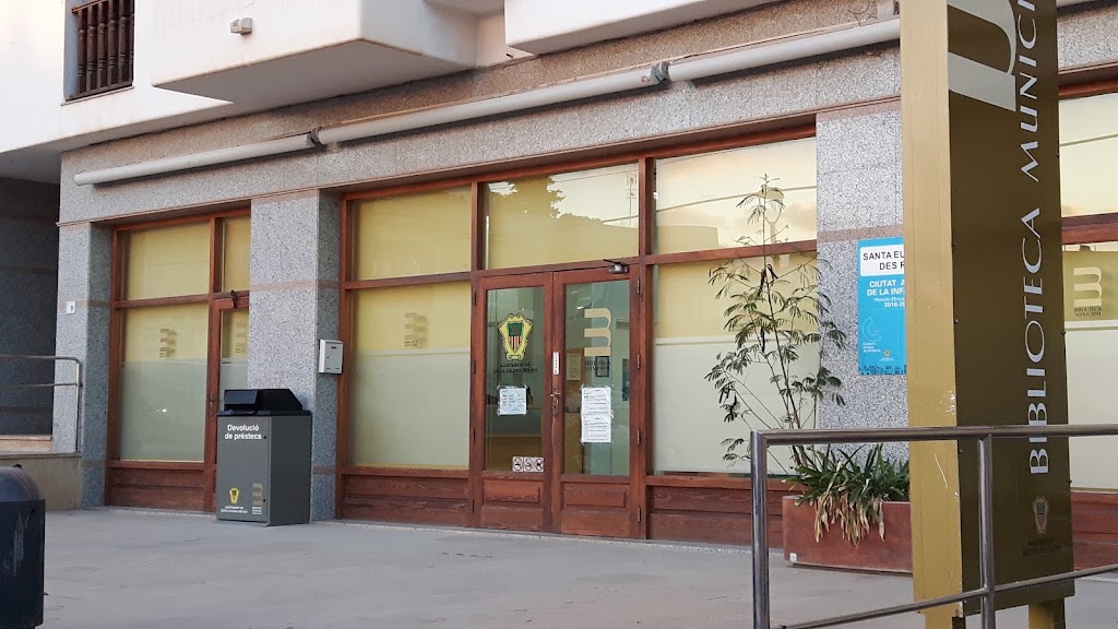 Biblioteca Publica Municipal de Santa Eularia des Riu — Del propietario