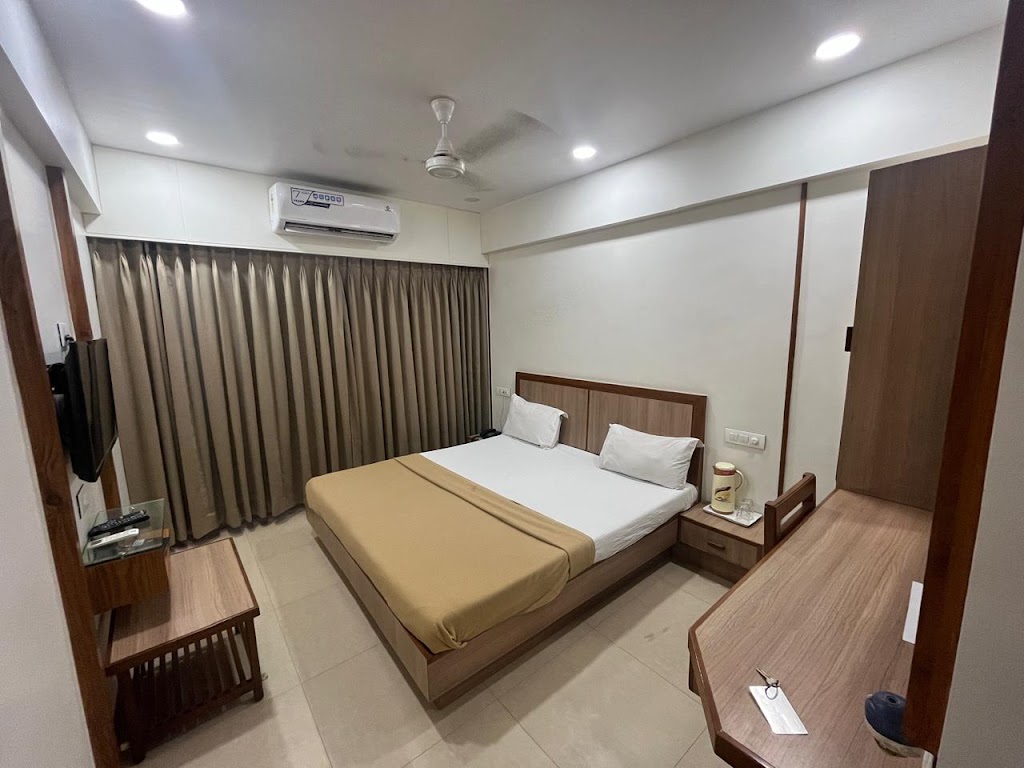 Hotel Golden Plaza