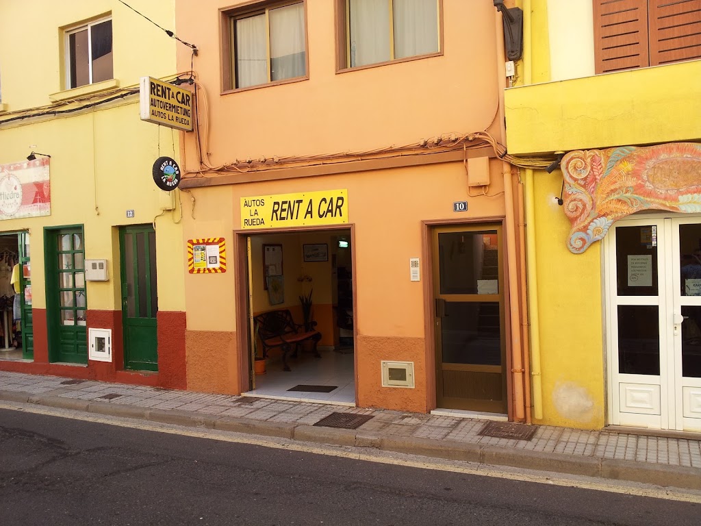 Autos la Rueda — Exterior