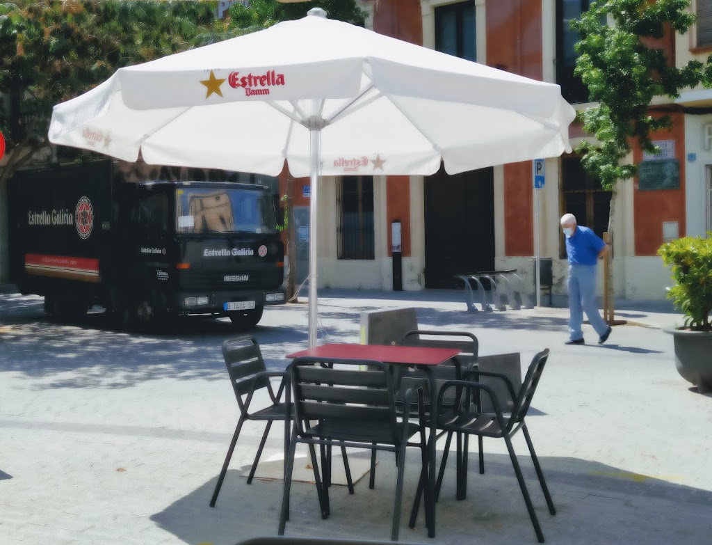 BAR LES FONTS — Ambiente