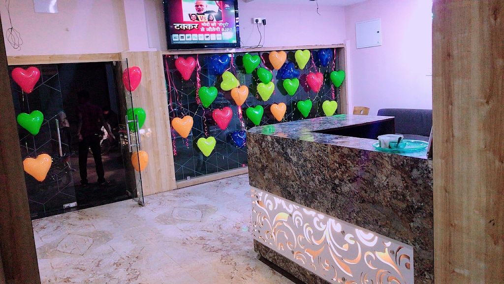 Hotel Madhulika Family Restaurant Lodge