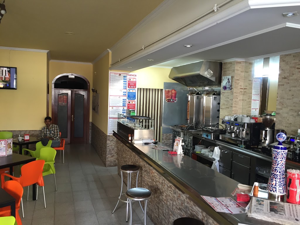 Istanbul Doner Kebab — Ambiente