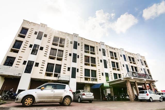 Oyo Hotel Ganapati