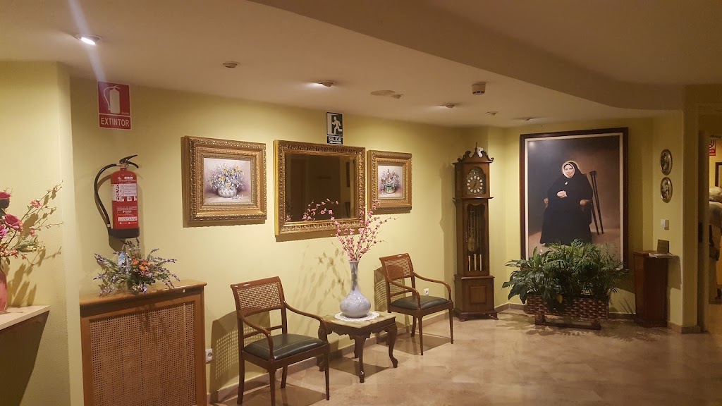 Residencia Hermanas Angelicas para Personas Mayores (Santander) — Habitaciones