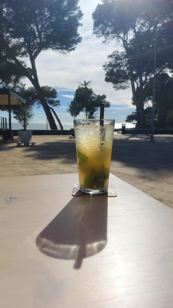 Pacific Bay Mallorca — Zumo