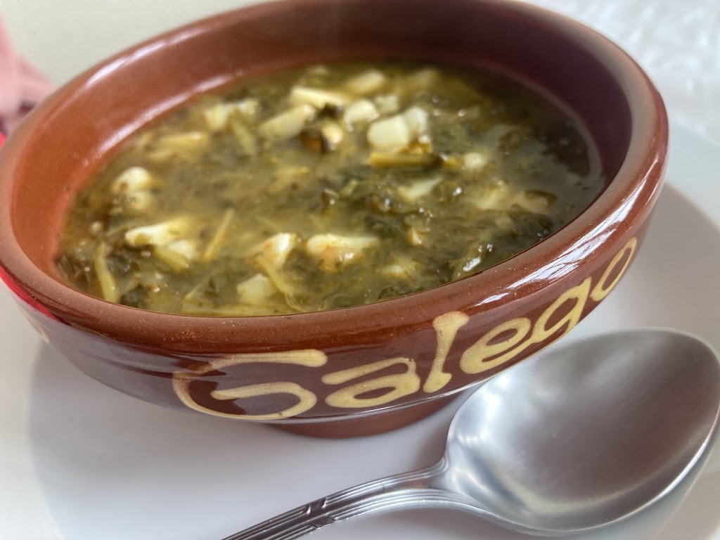 Restaurante Lanzos — Comida y bebida