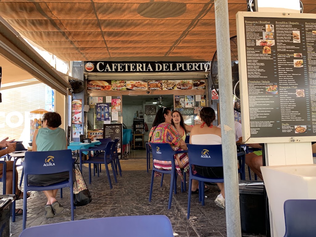 Cafeteria DelPuerto — Ambiente