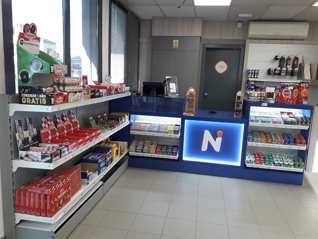 Gasolinera Nieves Piera — Interior