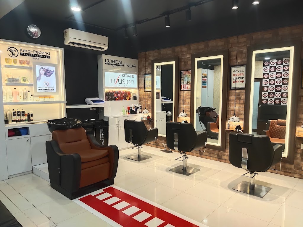 Sports Salon Aliganj Lucknow