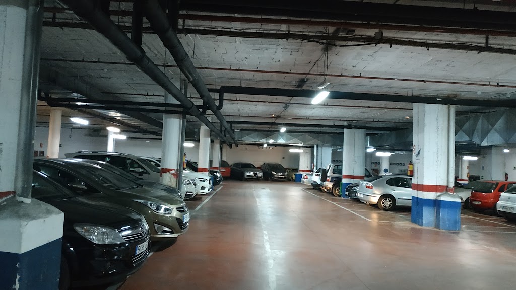 Parking San Enrique — Estacionamiento