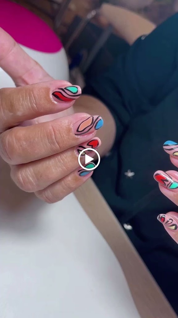 Anais Beauty Studio — Manicura