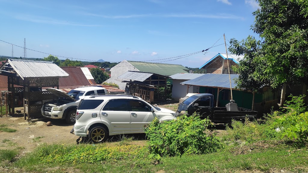 Bengkel mobil Puang Ato