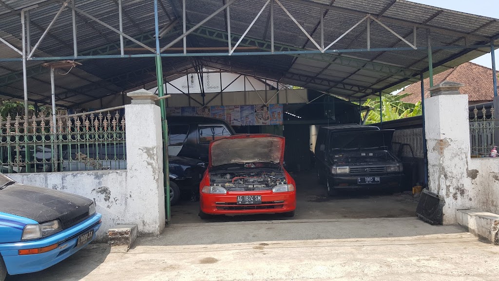 Bengkel Mobil Dian Putra