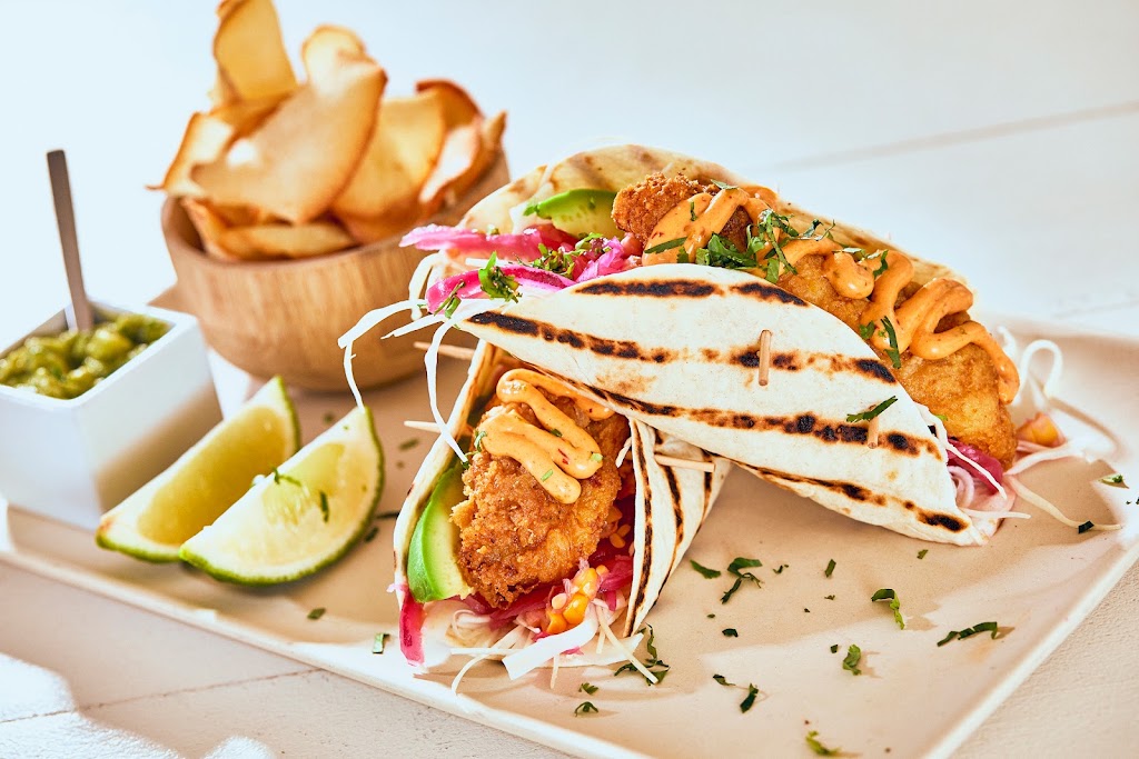 Purobeach Palma - Beach Club — Comida y bebida