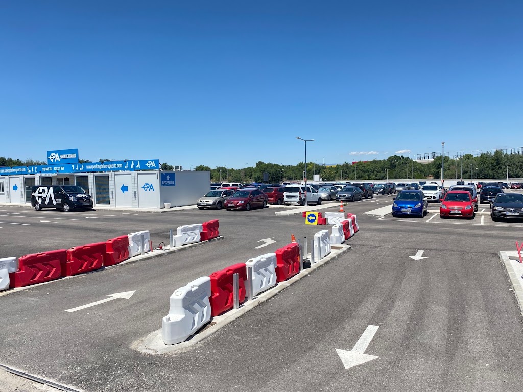 [P] Parking del Aeropuerto C/Zaorejas Madrid — Del propietario