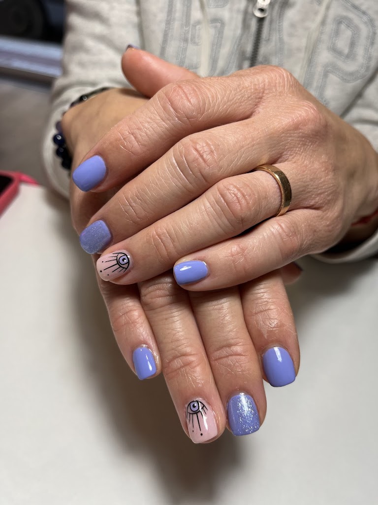 Lina Eme Nails — Del propietario